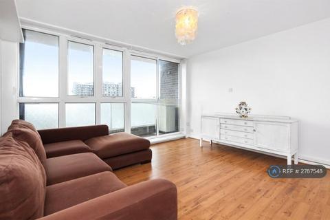 1 bedroom in a flat share to rent, Palgrave House, London, NW3