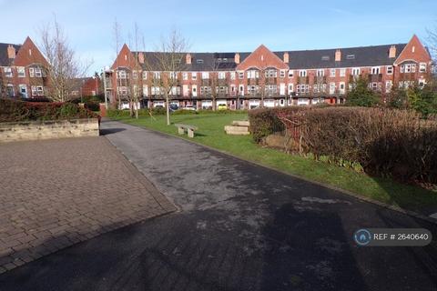 3 bedroom flat to rent, Far Headingley / Weetwood, Leeds, LS16