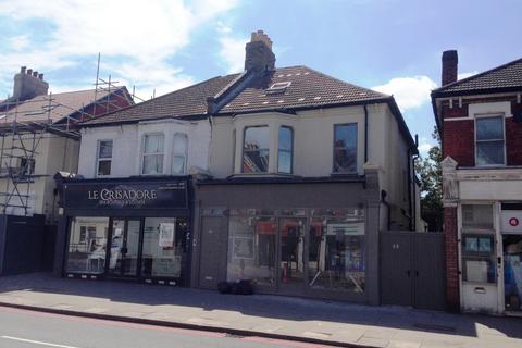 Studio to rent, B, Brownhill Road, Catford, SE6