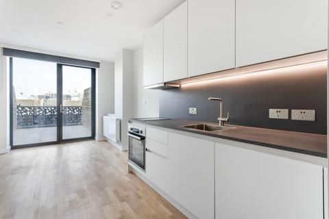 Flat to rent, Premier House, Canning Road