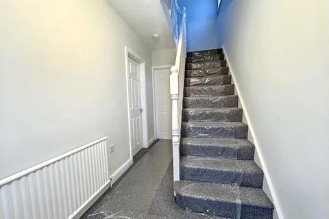 3 bedroom semi-detached house for sale, Alexandra Drive, Swalwell, Newcastle upon Tyne, Tyne and Wear, NE16 3EL