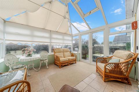 3 bedroom bungalow for sale, Rowan Drive, Verwood BH31