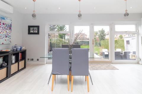 6 bedroom semi-detached house for sale, Mowbray Road, Edgware, HA8