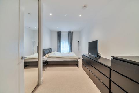 1 bedroom flat for sale, Renaissance Square Apartments, Palladian Gardens, Chiswick, London, W4