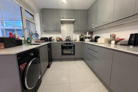 3 bedroom terraced house for sale, Redlands Road, Enfield EN3