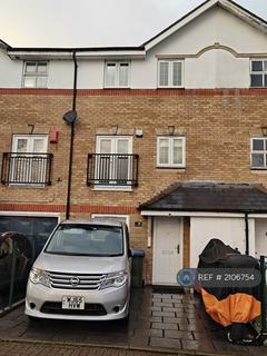 undefined, Lakeside Avenue, London, SE28