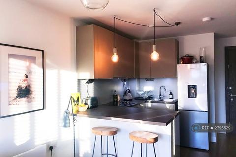 1 bedroom flat to rent, Chelsea Creek, London - Fulham, SW6