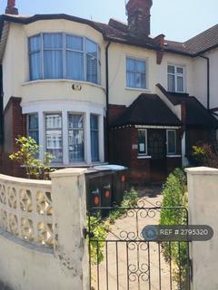 undefined, Green Lanes, London, N13