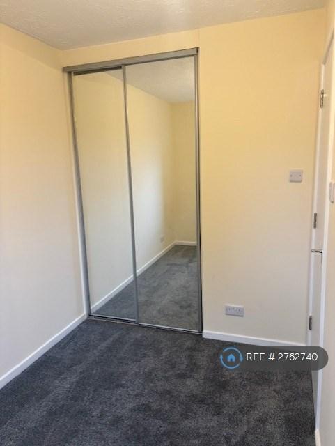 Fitted Wardrobe