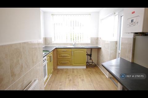 3 bedroom semi-detached house to rent, Lockerbie Avenue, Thornton-Cleveleys, FY5