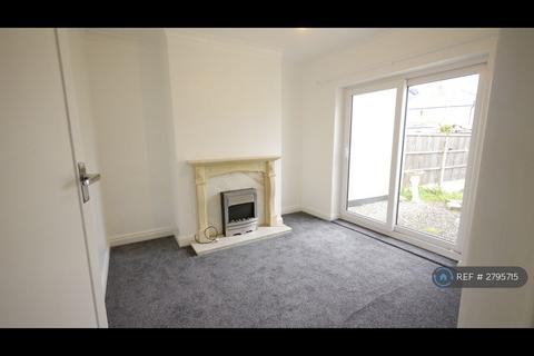 3 bedroom semi-detached house to rent, Lockerbie Avenue, Thornton-Cleveleys, FY5