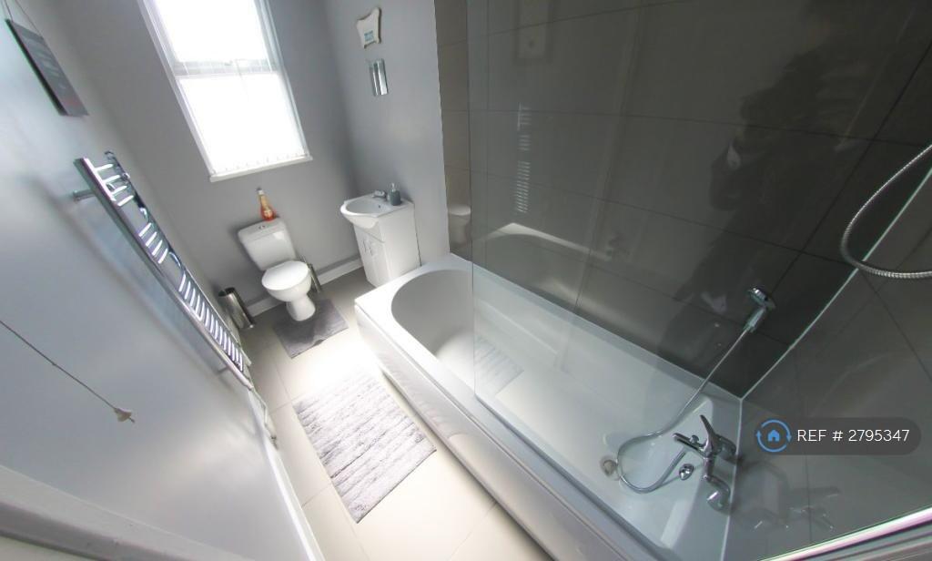 First Floor Bathroom