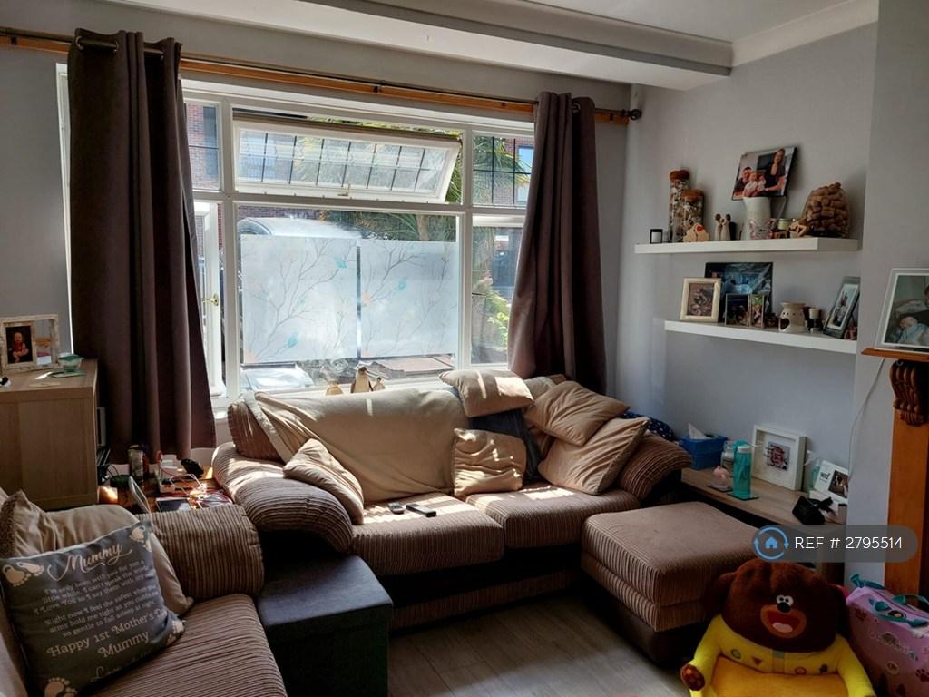 Spacious Lounge