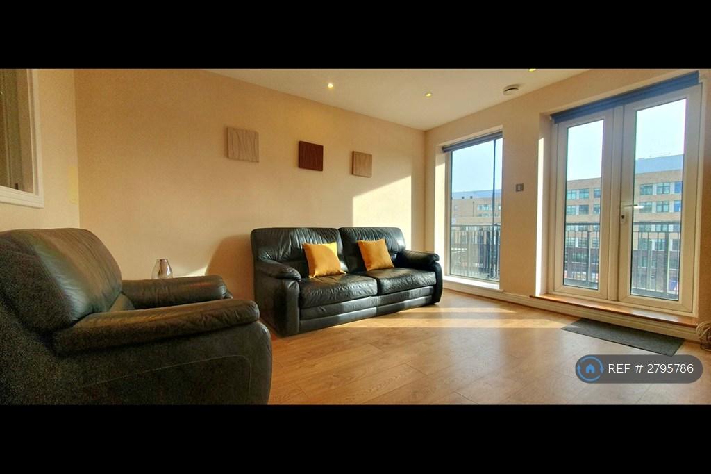 Lounge 1