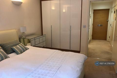 1 bedroom flat to rent, Lurline Gardens, London, SW11
