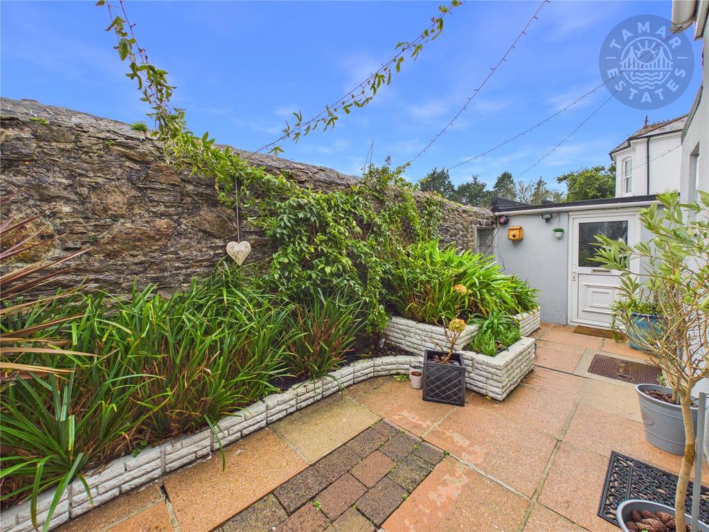 Rear Courtyard