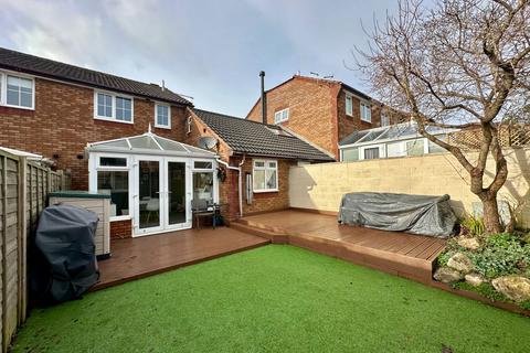 3 bedroom semi-detached house for sale, Yew Tree Drive, Kingsteignton TQ12