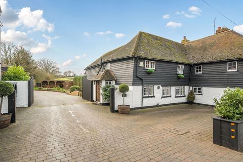 3 bedroom character property for sale, Boyces Hill, Sittingbourne ME9
