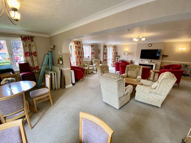 Communal Lounge