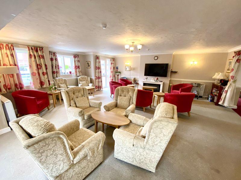 Communal Lounge
