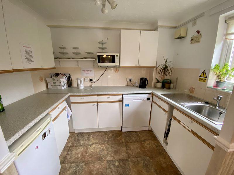Communal Kitchen