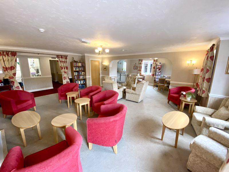 Communal Lounge