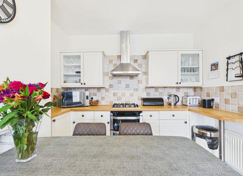 Kitchen diner
