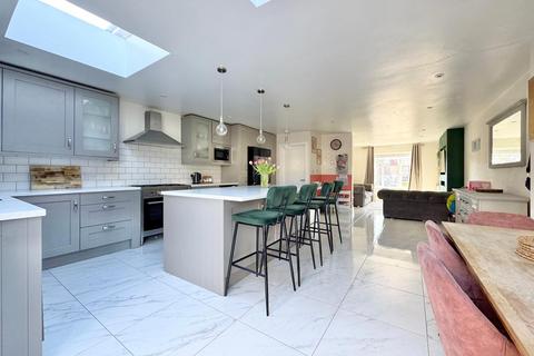 undefined, Yardley Avenue, Pitstone LU7