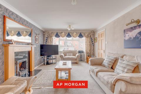 undefined, Damson Close, Walkwood, Redditch, Worcestershire, B97