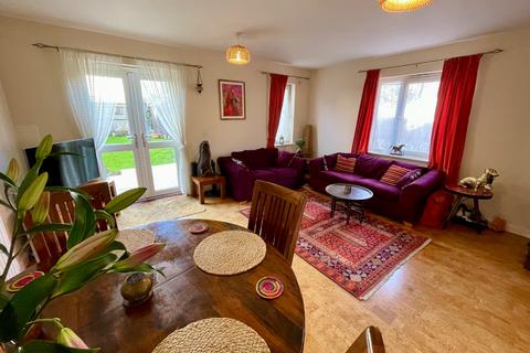 3 bedroom semi-detached house for sale, Falks Hill, Luton, Bedfordshire, LU2 0FN