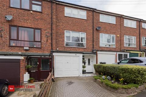 4 bedroom townhouse for sale, Roding Lane North, Woodford Green, IG8