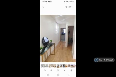 1 bedroom flat to rent, Penford Street, London, SE5