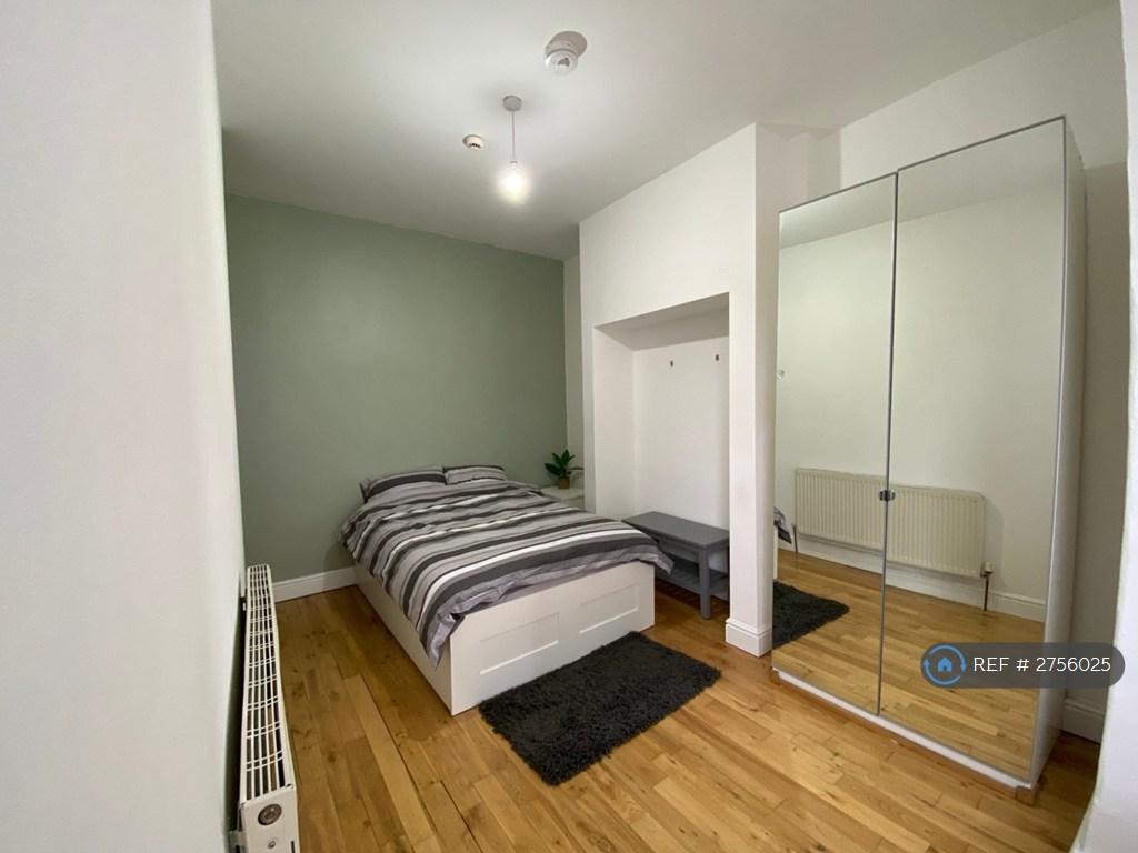 Room 4
