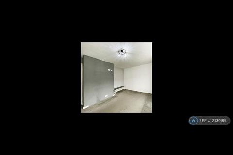 undefined, Balmoral Avenue, Huddersfield, HD4