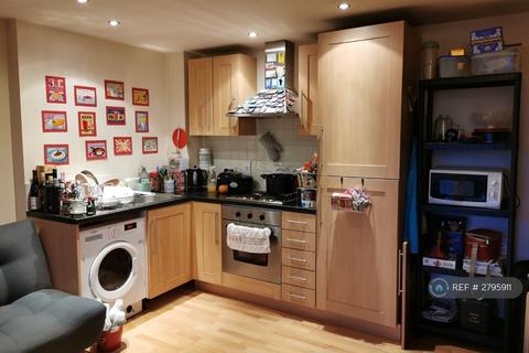 1 bedroom flat to rent, Wilton Place, Salford, M3