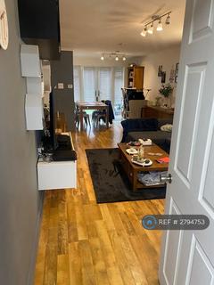 4 bedroom terraced house to rent, Hollyfield, Harlow, CM19