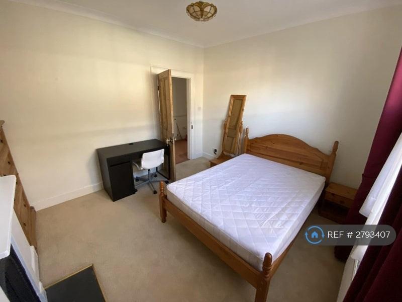 Bedroom Full