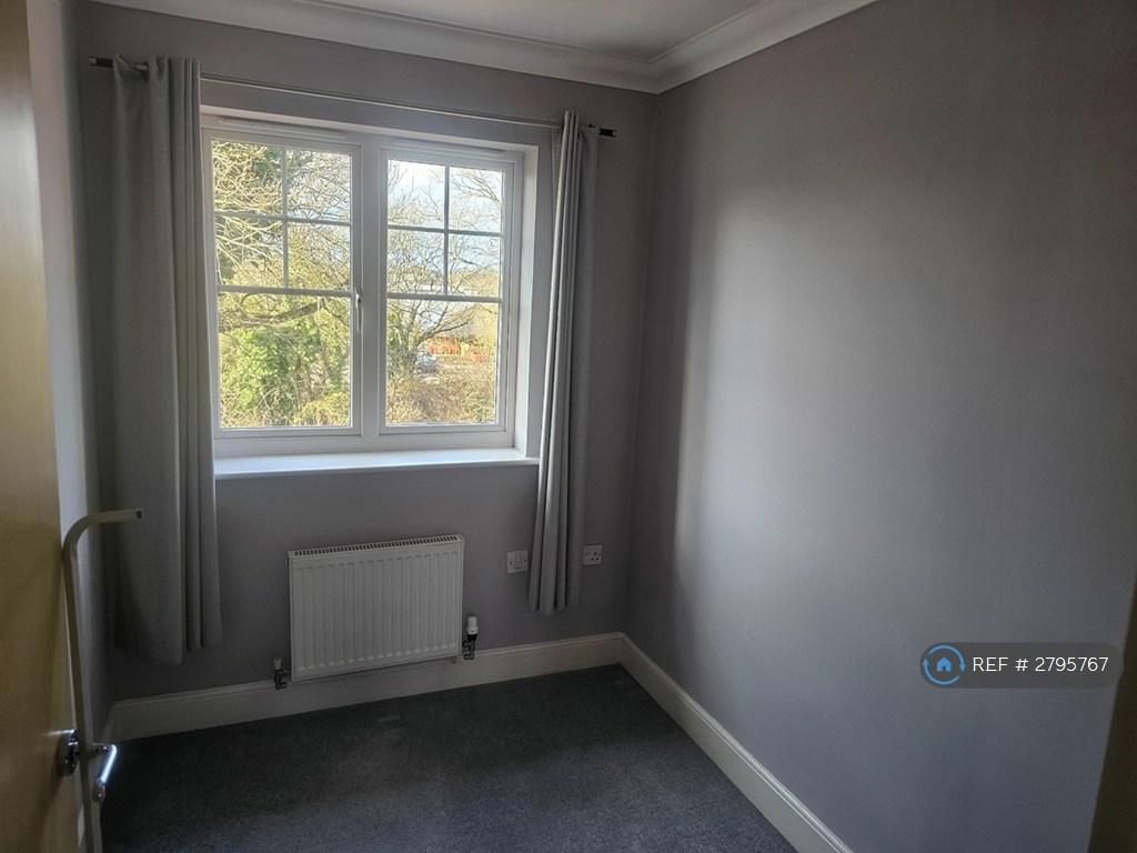 Bedroom 3 8'X6'