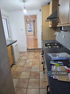2 bedroom terraced house to rent, Granville Road, Gravesend, DA11
