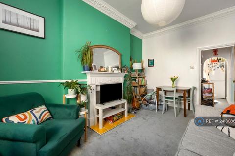 1 bedroom flat to rent, Lansdowne Square, Hove, BN3