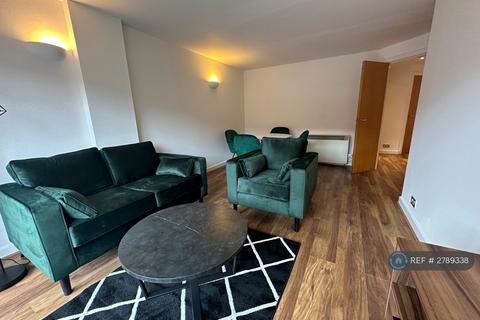 2 bedroom flat to rent, The Quays, Leeds, LS1