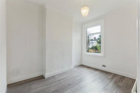 3 bedroom terraced house to rent, Clonmell Road, London, N17