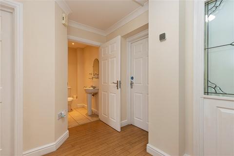4 bedroom end of terrace house for sale, Sheldon Drive, Macclesfield, Cheshire, SK11