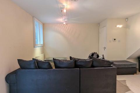 2 bedroom apartment to rent, Bridgeport Place, Wapping, London