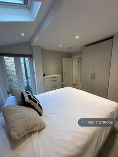 1 bedroom flat to rent, Trinity Road, London, SW17