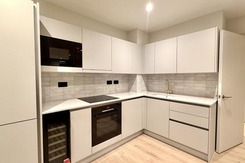2 bedroom flat to rent, Caversham Road