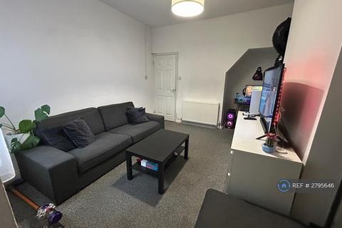 2 bedroom terraced house to rent, Radbourne St, Derby, DE22