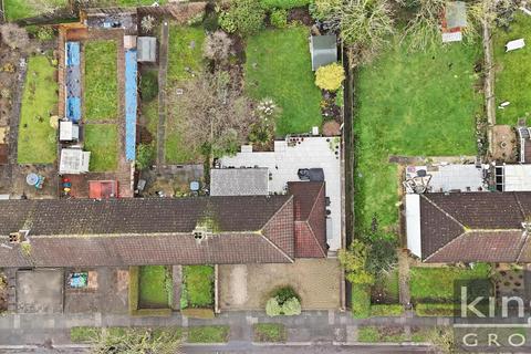 4 bedroom end of terrace house for sale, Trent Gardens, London
