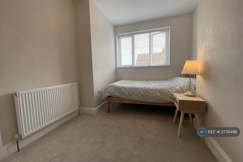 1 bedroom in a house share to rent, St. Richards Road, Portslade, Brighton, BN41