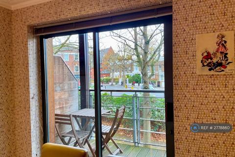 2 bedroom flat to rent, Goldhawk Road, London, W6